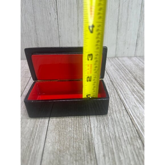 Vtg Russian Lacquered Trinket Jewelry Box Wood Painted Woman Black Hinged Lid 4" - Picture 10 of 15